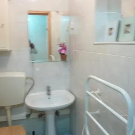 Apartment Mouros 20 *